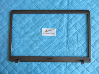 Samsung np350v5c ekran ön çerçeve lcd bezel  orjinal ürün