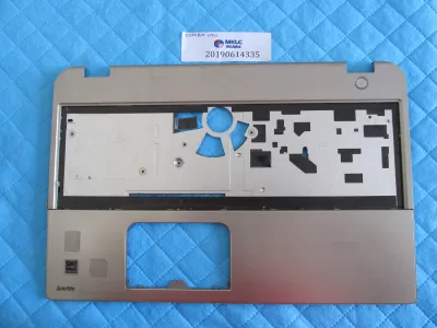 Toshiba u50 üst kasa klavye kasasi (hasarli)