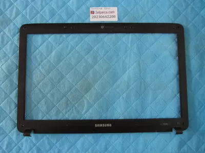Samsung r540 ön çerçeve lcd bezel orjinal ürün