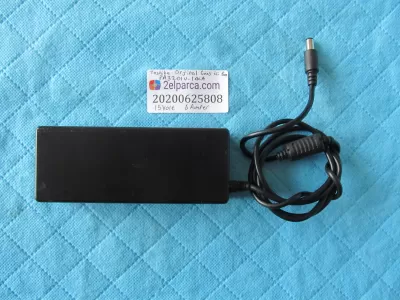Toshiba orjinal adaptör pa3201u-1aca 15volt 6amper geniş içi boş