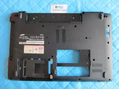 Samsung r522 alt kasa