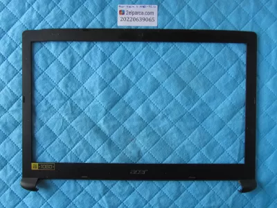 Acer a715-72g ön çerçeve lcd bezel orjinal ürün  sol üst kirik var kullanilabilir