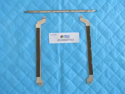 Samsung np300 menteşe seti